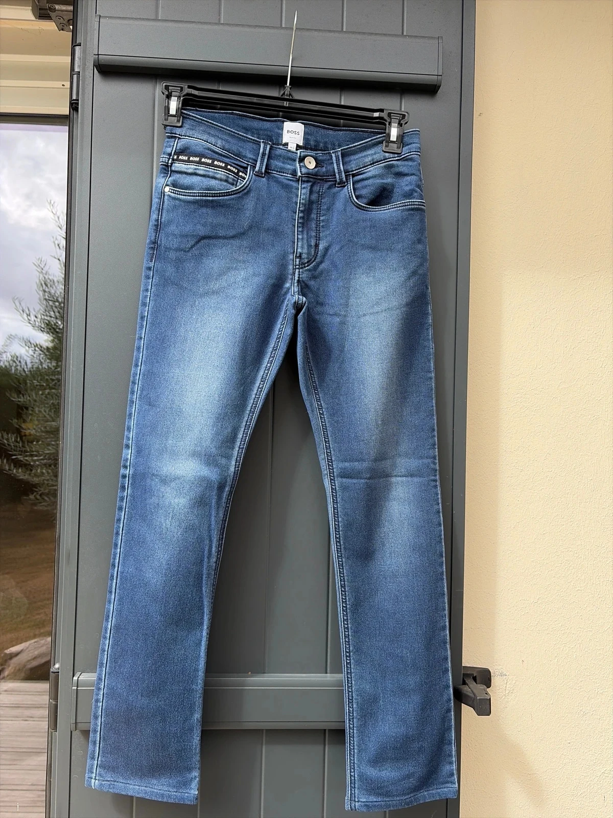 Jean boss